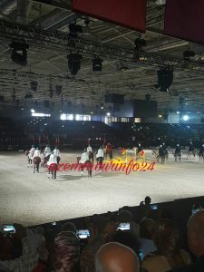 picsart_10-10-02-43-13