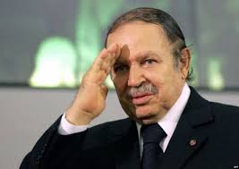 الرئيس الجزائري عبد العزيز بوتفليقة يُنقل إلى مستشفى فرنسي