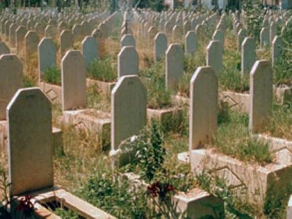 الجديدة الكبرى: بإلقاء نظرة سريعة  على مقابر المسلمين مهملة