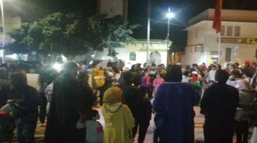 بساحة الزيتونة بازمور :وقفة تضامنية مع أهل غزة بدولة فلسطين