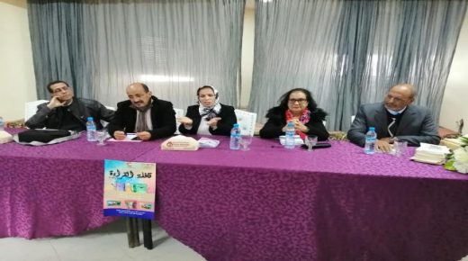 قافلة القراءة ” لمديريتي الثقافة و التعليم و جمعية الشؤون الثقافية بالجديدة تحط الرحال بالثانوية الإعدادية المصب بآزمور