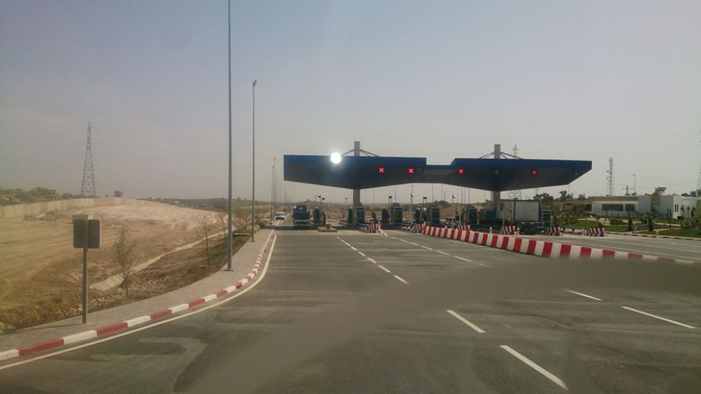 أشغال تدعيم قارعة الطريق السيار على مستوى بدال الجديدة للطريق السيار الجديدة -الدار البيضاء
