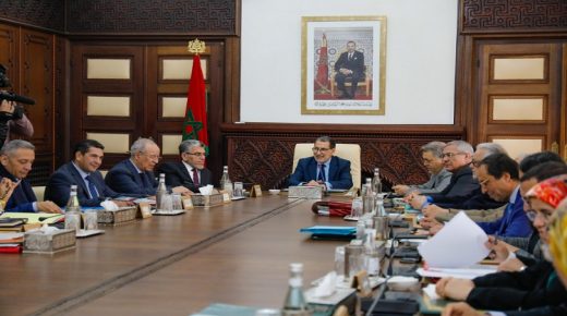 تمديد حالة الطوارئ الصحية إلى 10 نونبر المقبل