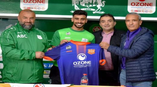 فارس دكالة  يجدد عقود لاعبيه ويوقع عقود احترافية للاعبين آخرين