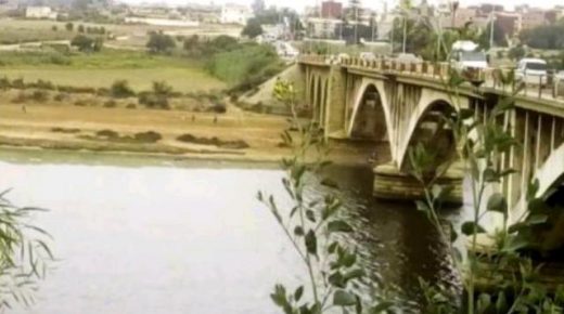 روبورتاج: نهاية حزينة لواحد من أكبر الأنهار بسبب الإهمال هكذا يختنق أم الربيع عند مصبه في أزمور