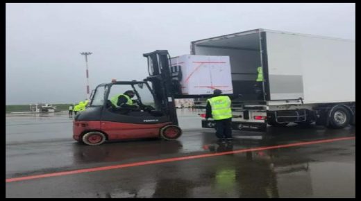 المغرب يتوصل بأول دفعة من لقاح سينوفارم الصيني للتطعيم ضد وباء كوفيد -19
