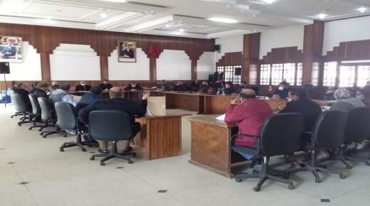 دورة فبراير بجماعة ازمور تكشف عن تحالف هش وحملة انتخابية سابقة لاوانها