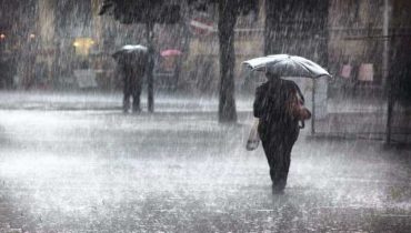 زخات رعدية قوية وتساقطات ثلجية من الخميس إلى السبت بعدد من أقاليم المملكة