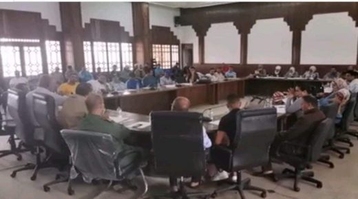 ازمور..التصويت بالاجماع على القانون الداخلي في اول دورة عادية للمجلس الجماعي لشهر اكتوبر