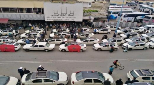 سائقو سيارات الأجرة بالجديدة يخوضون إضرابا بسبب ارتفاع أسعار المحروقات