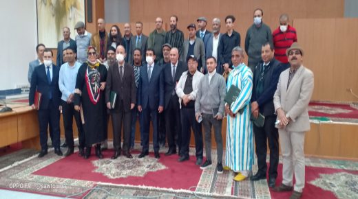 عامل اقليم الجديدة  يعقد لقاء تواصليا مع ممثلي وسائل الإعلام باقليم الجديدة