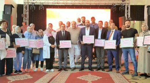 جمعية أطباء سيدي بنور والدكتور حمزة السملالي اخصائي علم السرطان ومصحة الساحل في مبادرة للكشف المبكر عن السرطان الثدي بسيدي بنور