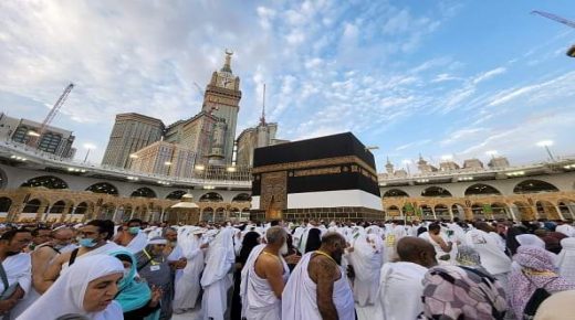 مصاريف الحج لموسم 1444 هـ بالنسبة لتنظيم الوزارة هو 62.929,00 درهما، وهو مبلغ غير شامل لمصاريف الجيب .