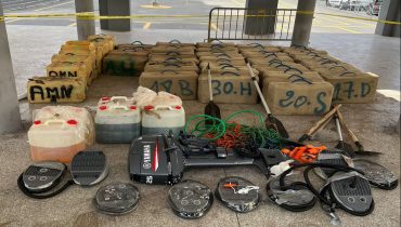 أمن البيضاء :إحباط محاولة للتهريب الدولي للمخدرات عبر المسالك البحرية وحجز طن و863 كيلوغرام من مخدر الشيرا.