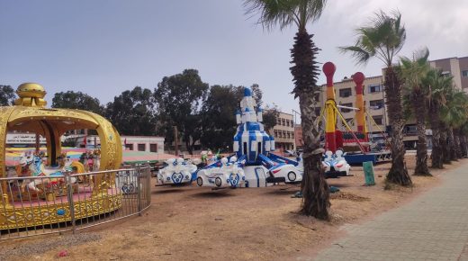 “هل هذا ما تستحقه أزمور؟ سيرك في قلب المدينة بدل مهرجان يليق بتاريخها!”