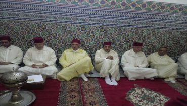 بحضور الحاجب الملكي وعامل إقليم الجديدة ،مدينة أزمور تحيي الذكرى السابعة والعشرين لوفاة المغفور له الملك الراحل الحسن الثاني رحمه الله