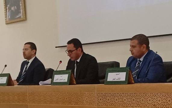 عامل إقليم سيدي بنور يترأس بمقر عمالة سيدي بنور لقاءا مع اصحاب المقاولات الصغرى والمتوسطة وحاملي المشاريع من اجل التعريف بنظام الدعم الخاص الموجه للمقاولات الصغيرة جدا والصغرى والمتوسطة