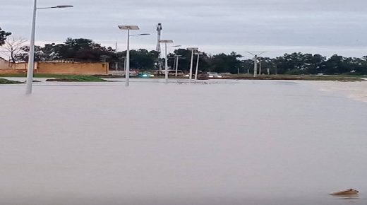 تأهب برتقالي بالمغرب: أمطار رعدية ورياح عاصفية وثلوج مرتقبة حتى الثلاثاء